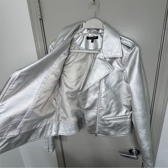 Baccini Jacket Silver Metallic Faux Leather Biker Cropped - Picture 3 of 6